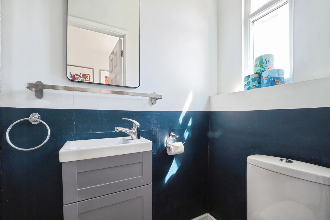 Gladstone Street, Beeston, Nottingham, Nottinghamshire, NG9, photo 20