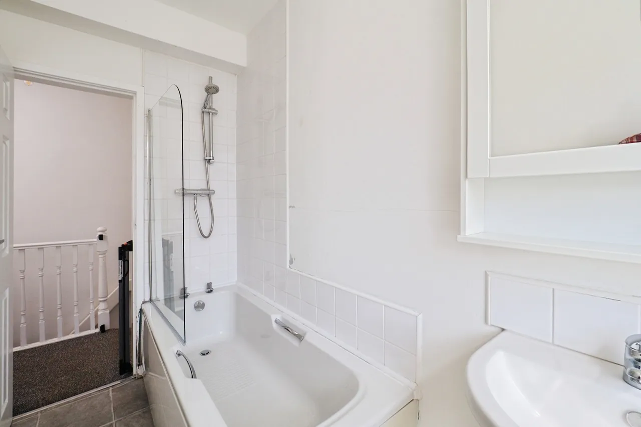 Gladstone Street, Beeston, Nottingham, Nottinghamshire, NG9, photo 19