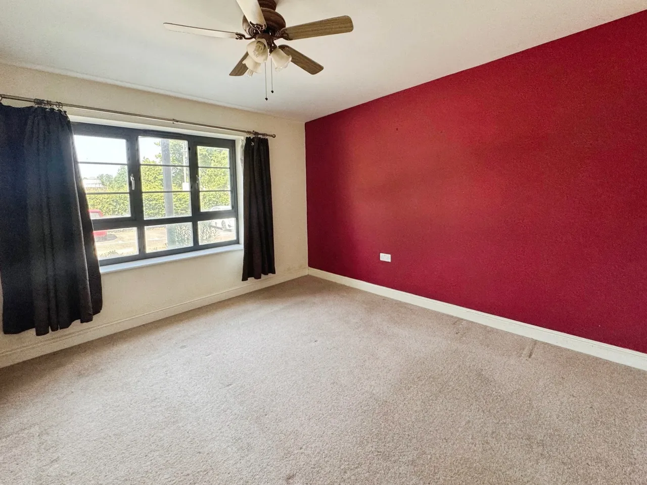 Merlin Road, Farnborough, Hampshire, GU14 7HR, photo 5