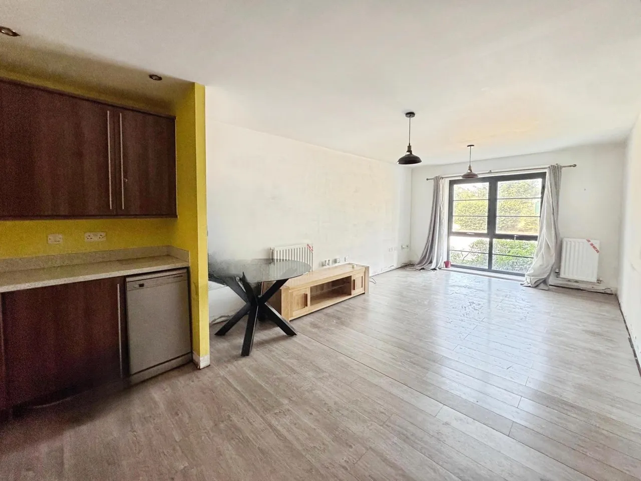Merlin Road, Farnborough, Hampshire, GU14 7HR, photo 8