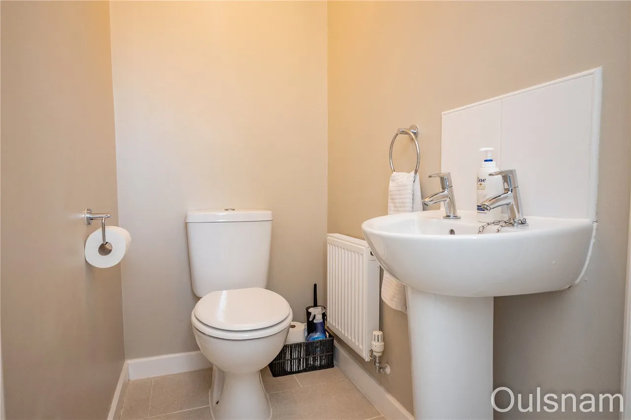 Oakdale Close, Redditch, Worcestershire, B98 7UW, photo 4