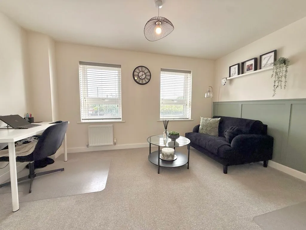 Betony Meadow, Linmere LU5 7AJ, photo 9