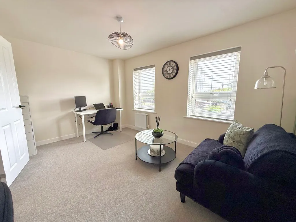 Betony Meadow, Linmere LU5 7AJ, photo 10
