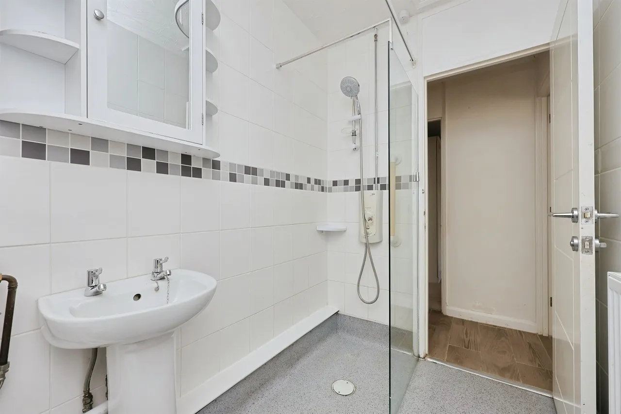 Tuttles Lane West, Wymondham, NR18, photo 8