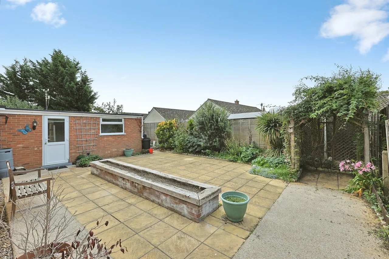Tuttles Lane West, Wymondham, NR18, photo 3