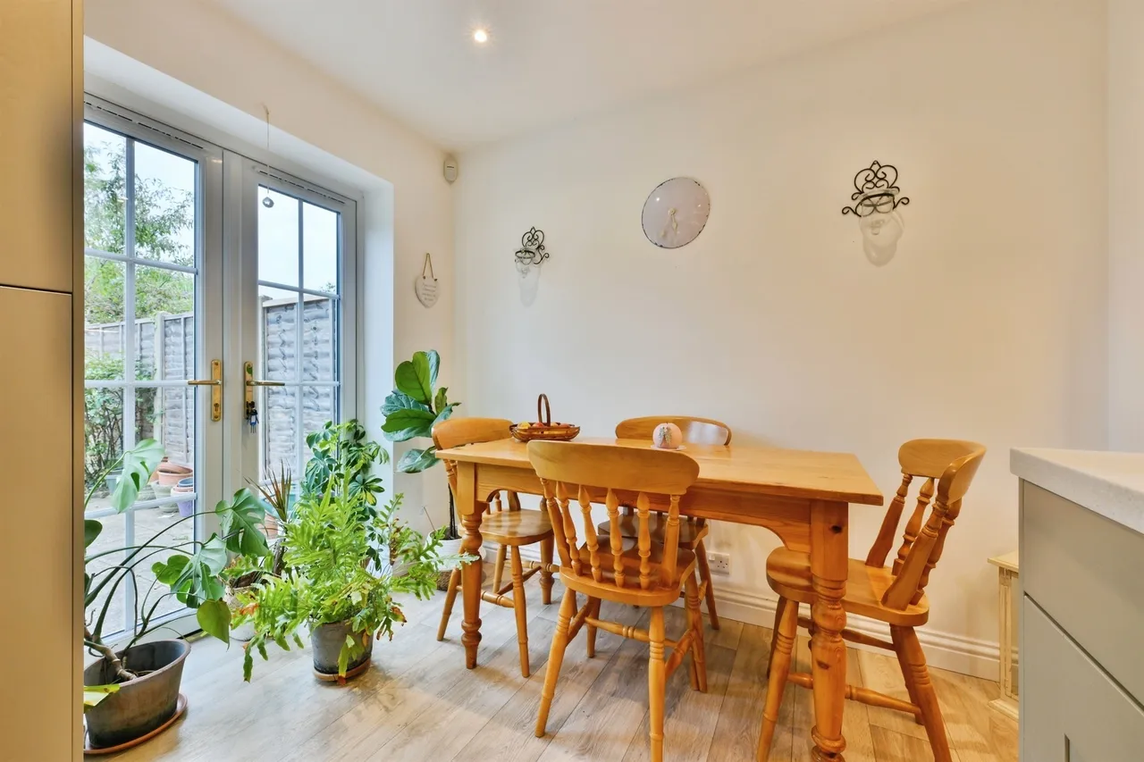 Parkway, Welwyn Garden City, photo 8