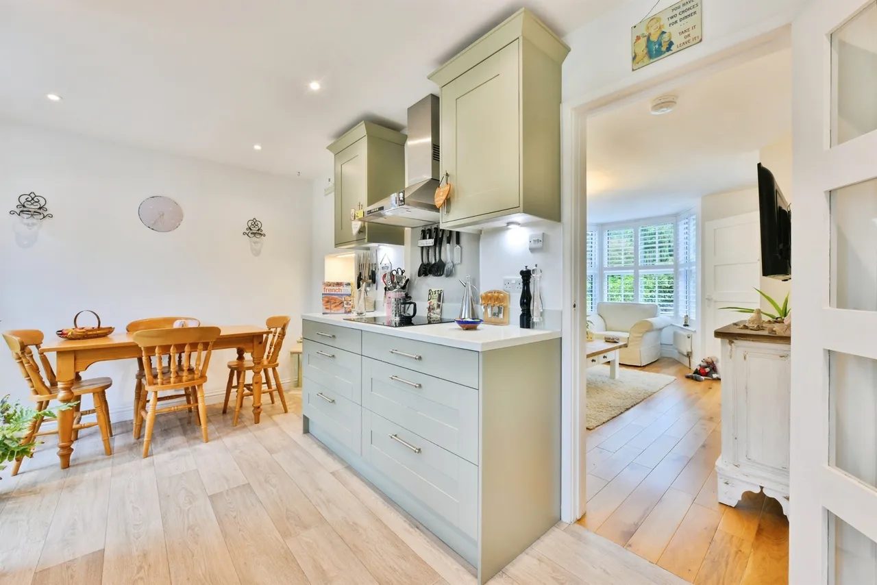 Parkway, Welwyn Garden City, photo 6