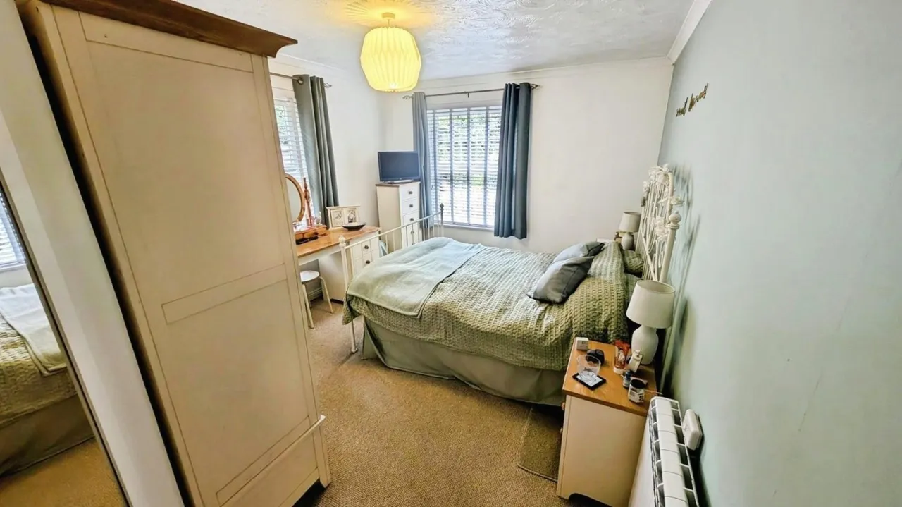 Gravel Hill Road, Yate, BS37, photo 6