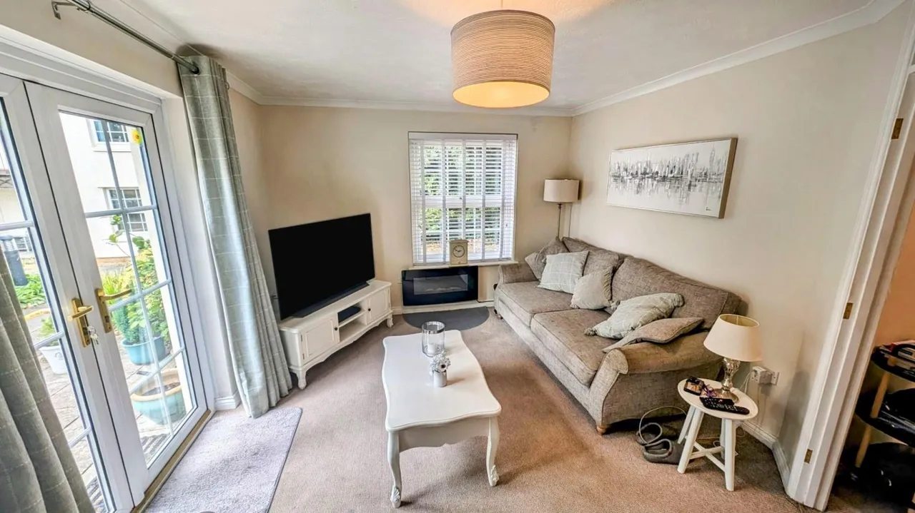 Gravel Hill Road, Yate, BS37, photo 2