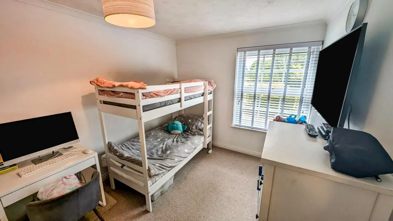 Gravel Hill Road, Yate, BS37, photo 7