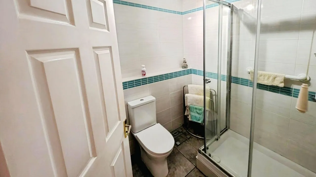 Gravel Hill Road, Yate, BS37, photo 8