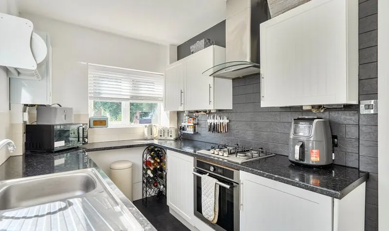 Manor Green Road, Epsom, KT19, photo 11