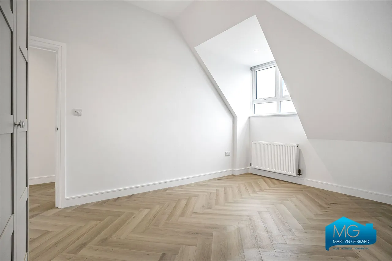Gruneisen Road, London, N3, photo 7