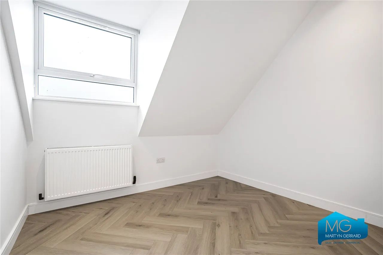 Gruneisen Road, London, N3, photo 3