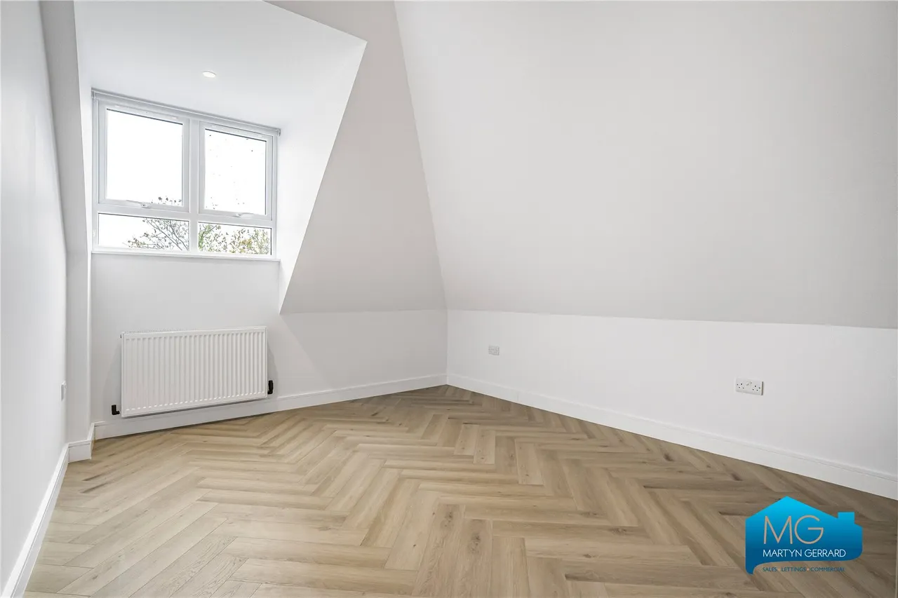Gruneisen Road, London, N3, photo 6