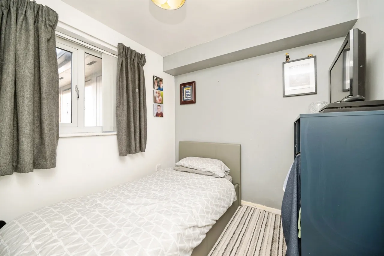 Ely Close, Rowley Regis, B65, photo 7