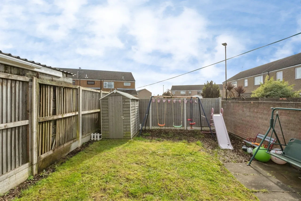 Broadwater Drive, Dunscroft, DN7, photo 14