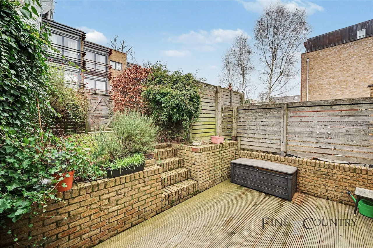 Treetop Mews, London, photo 11