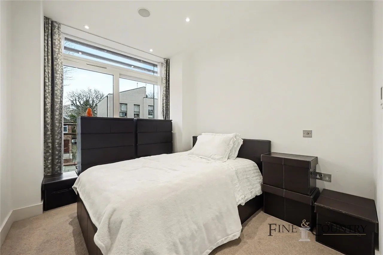 Treetop Mews, London, photo 9