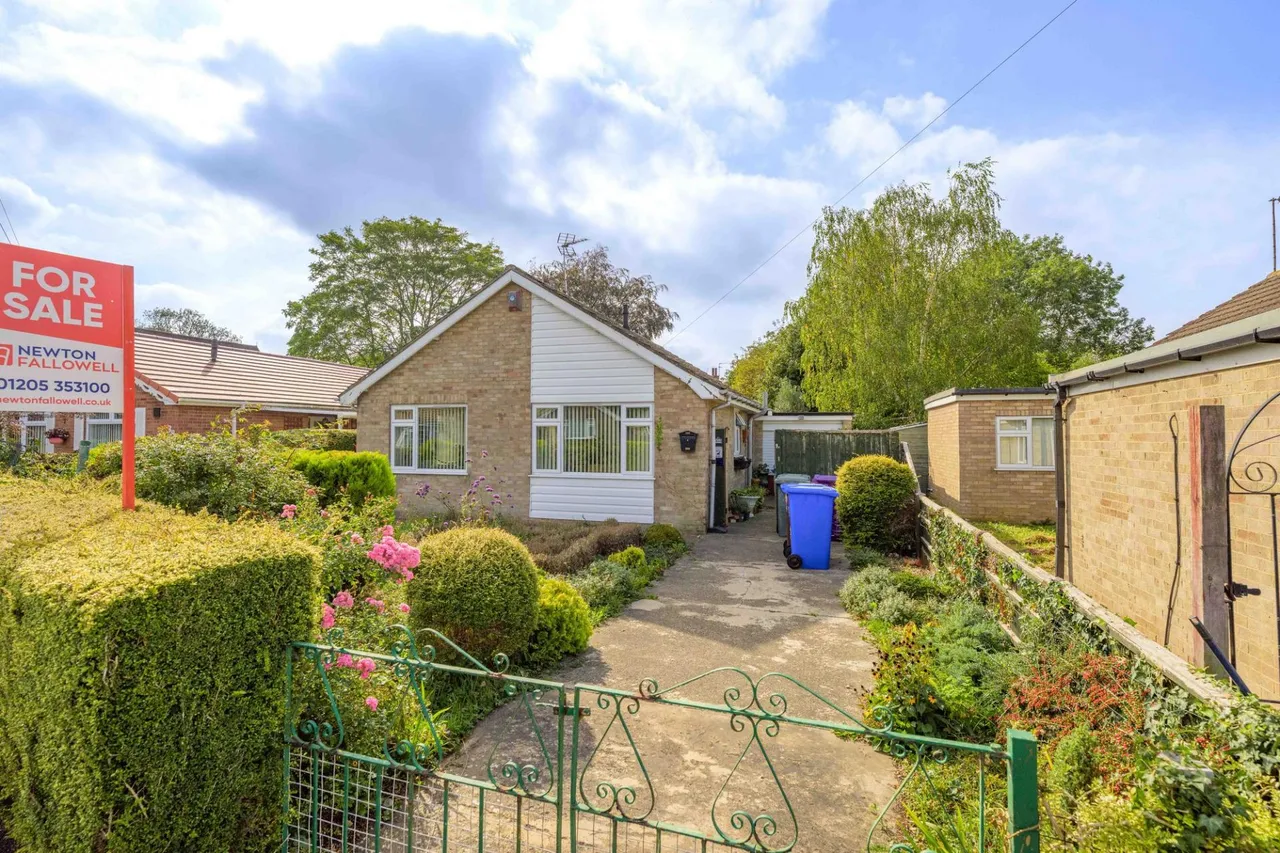 2 bed house for sale, Linley Drive, Boston, PE21