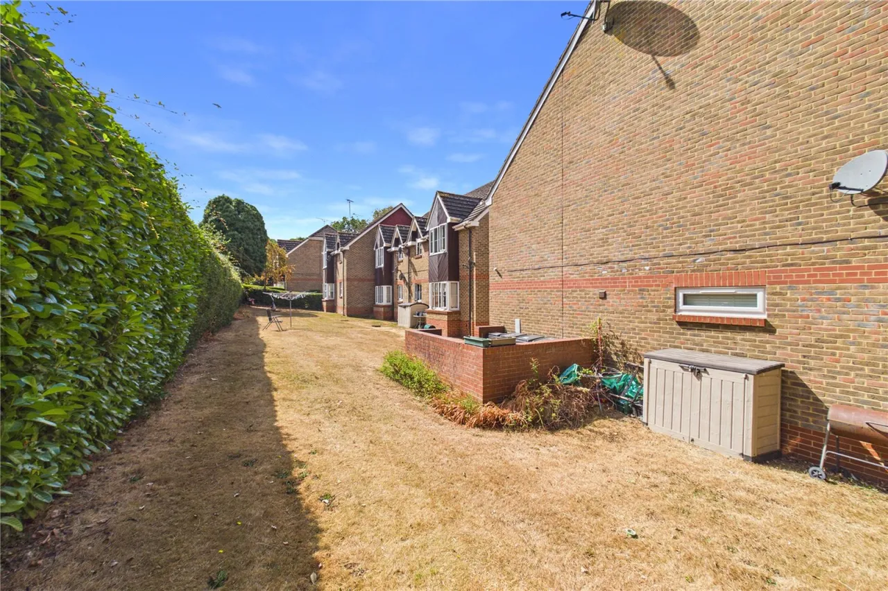 Groves Lea, Mortimer, RG7, photo 7