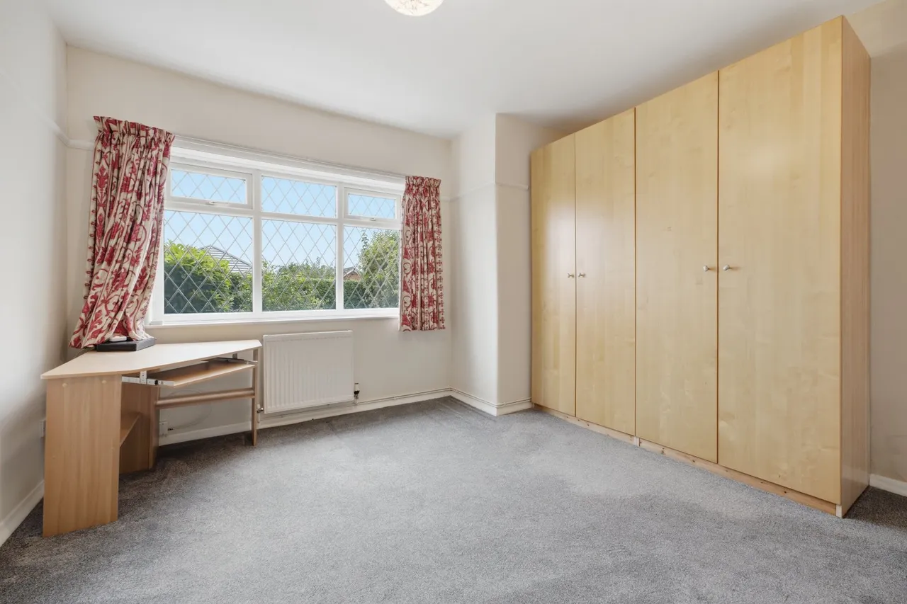 Claremont Avenue, Marple, SK6, photo 8
