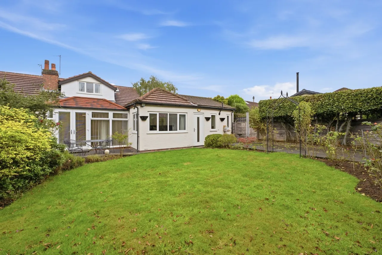 Claremont Avenue, Marple, SK6, photo 19