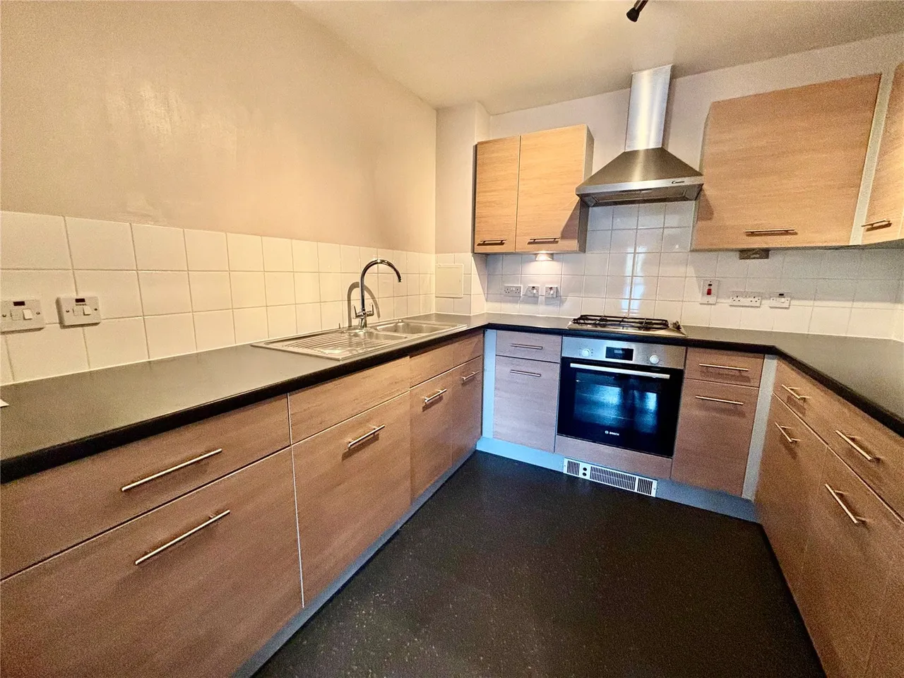 Brighton Road, Purley, CR8, photo 5