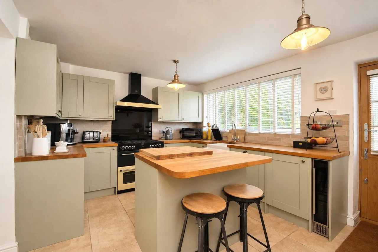 Catlow Terrace, Barrow, BB7, photo 3