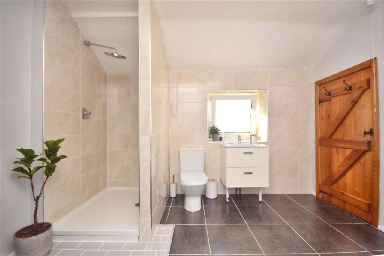 Catlow Terrace, Barrow, BB7, photo 18