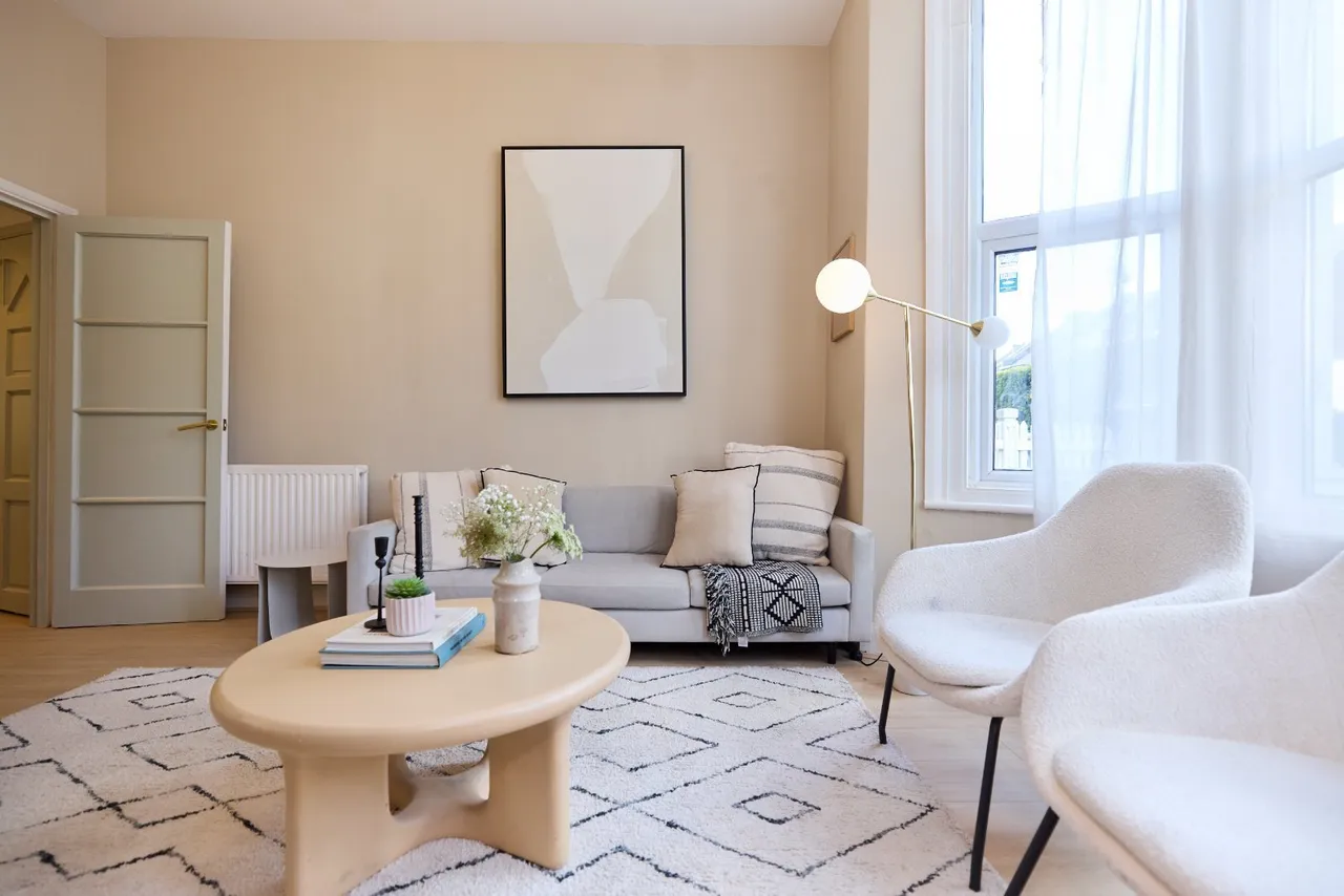 1 bed house to rent, Tubbs Road, London, NW10