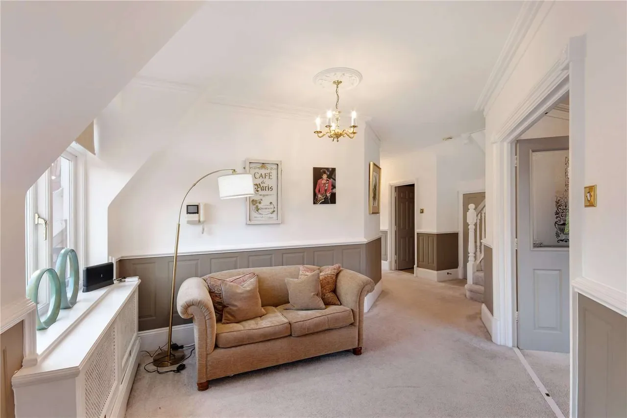 Springwood Hall, Springwood Park, Tonbridge, Kent, TN11 9LZ, photo 7