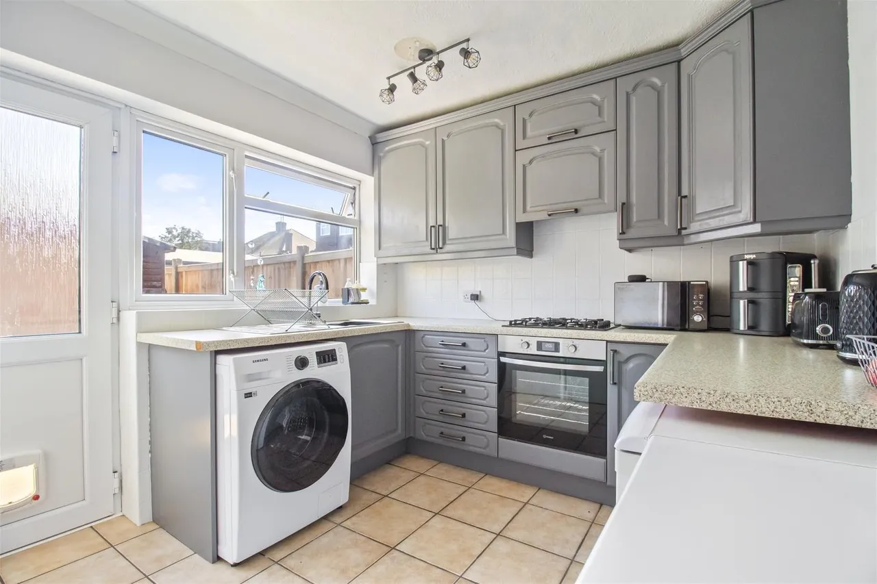 Grenville Avenue, Goring-By-Sea, Worthing, photo 7
