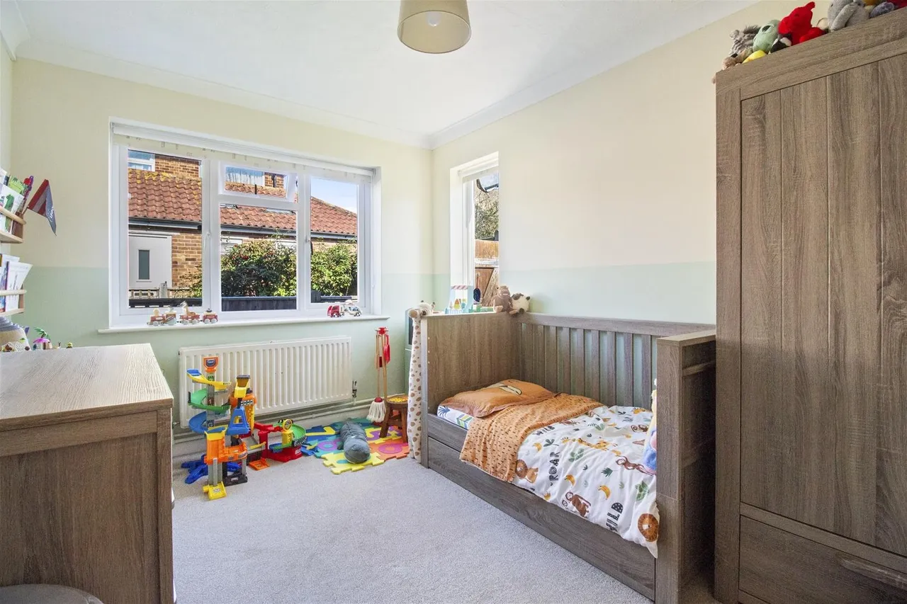 Grenville Avenue, Goring-By-Sea, Worthing, photo 10