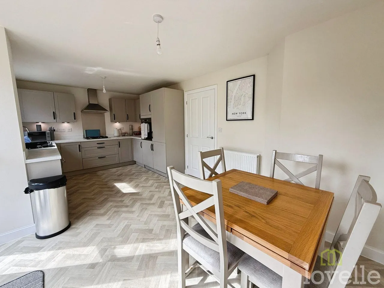 Petunia Way, Witham St. Hughs, LN6, photo 6