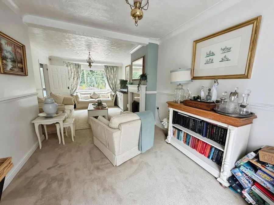 Gwernrhuddi Road, Cardiff, CF23, photo 14