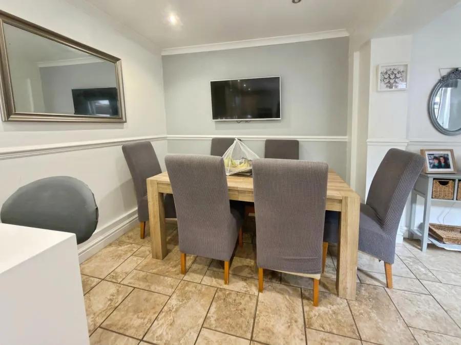 Gwernrhuddi Road, Cardiff, CF23, photo 5