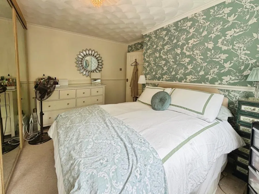 Gwernrhuddi Road, Cardiff, CF23, photo 22
