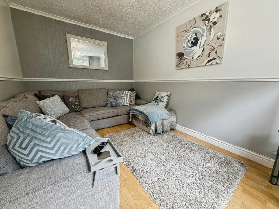 Gwernrhuddi Road, Cardiff, CF23, photo 15
