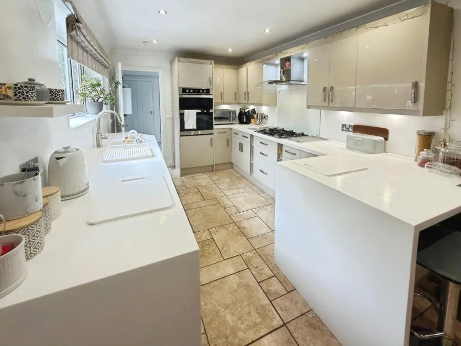 Gwernrhuddi Road, Cardiff, CF23, photo 3