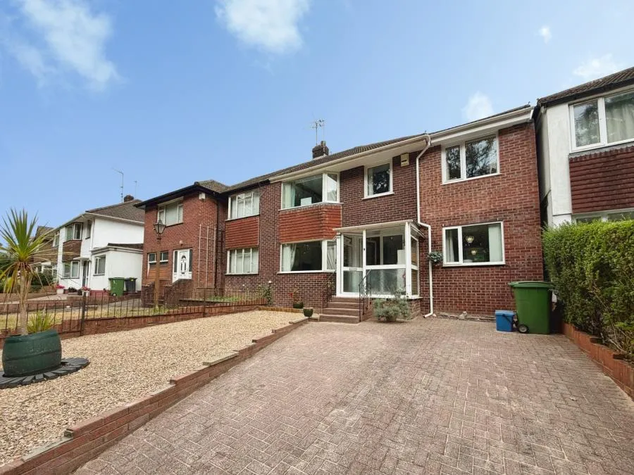 4 bed house for sale, Gwernrhuddi Road, Cardiff, CF23