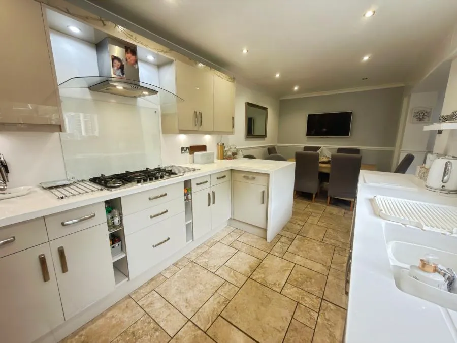 Gwernrhuddi Road, Cardiff, CF23, photo 8