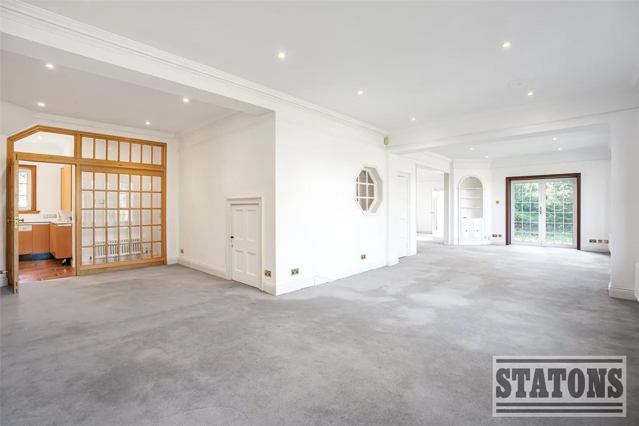 Hadley Green West, Barnet, Hertfordshire, EN5 4PP, photo 13