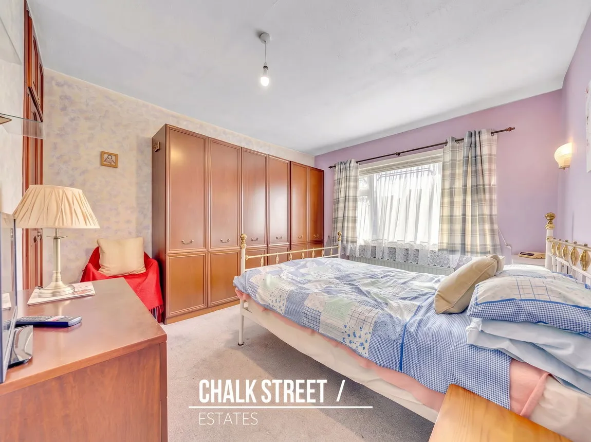 Amersham Road, Romford, RM3, photo 15