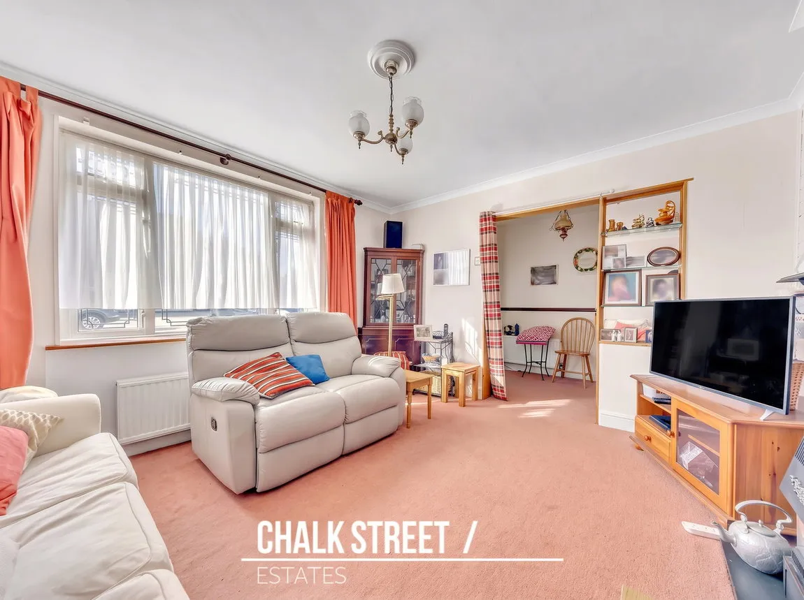 Amersham Road, Romford, RM3, photo 3