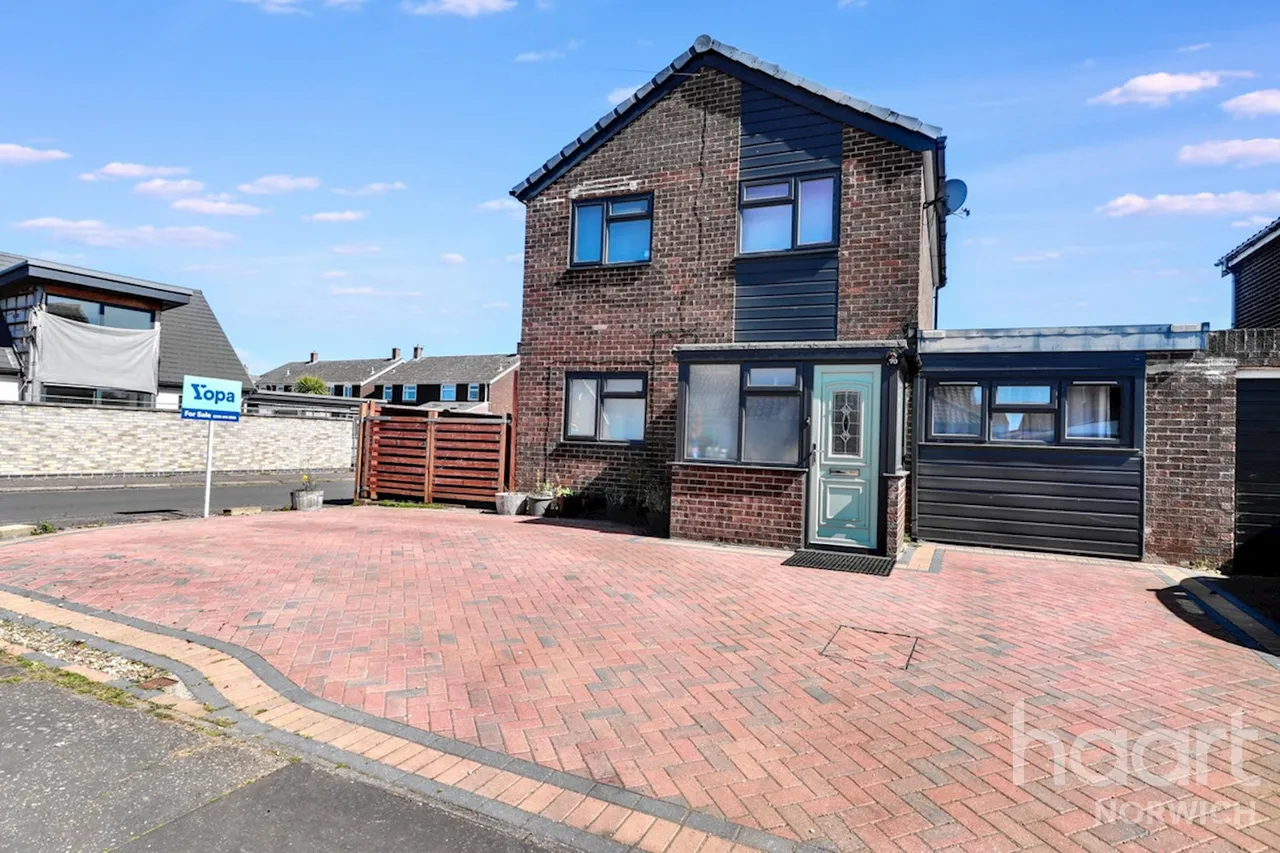 4 bed house for sale, Norman Drive, Norwich, NR6