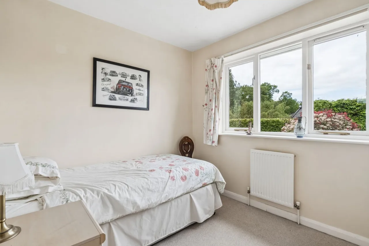 Brackenwood, Naphill, HP14, photo 14