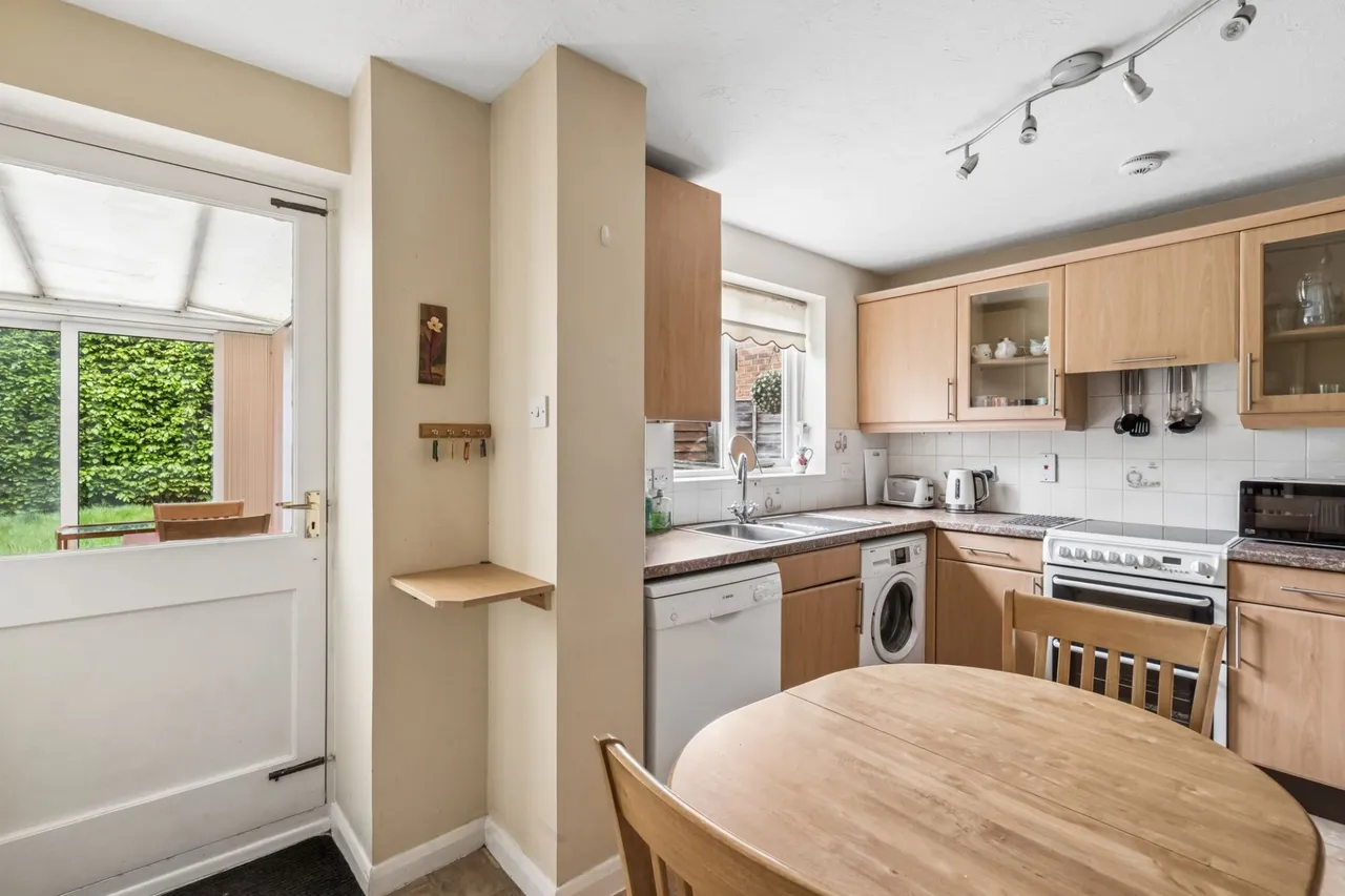 Brackenwood, Naphill, HP14, photo 18