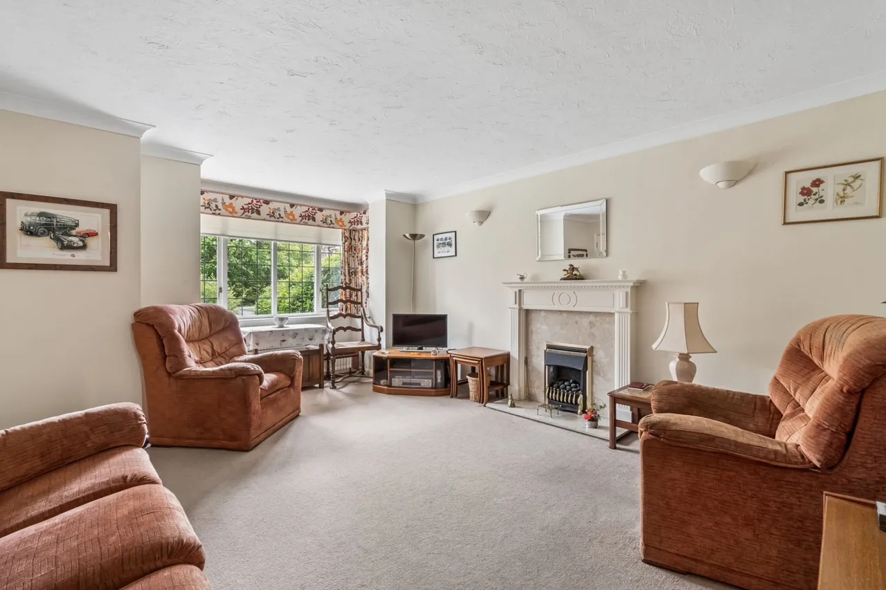 Brackenwood, Naphill, HP14, photo 2