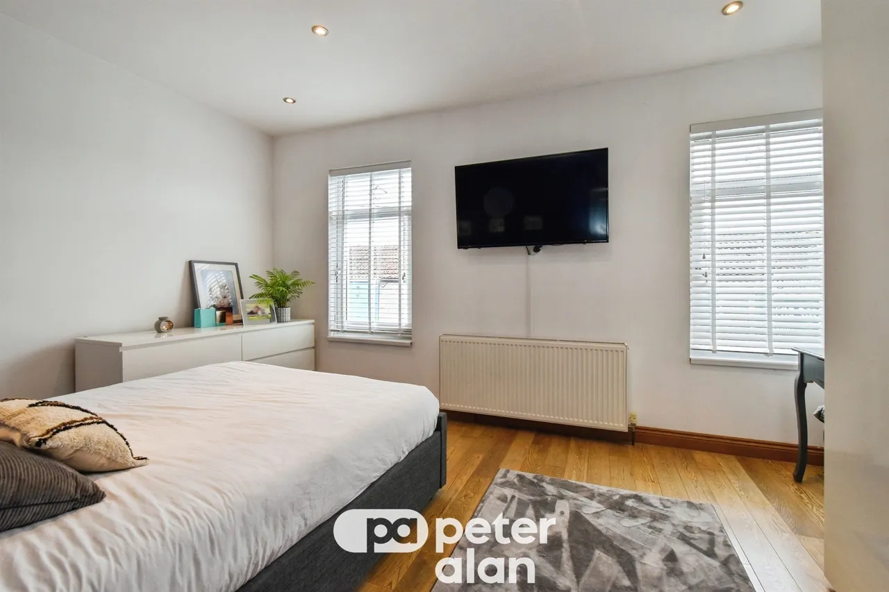 Guest Cottages Merthyr Tydfil, CF48, photo 12